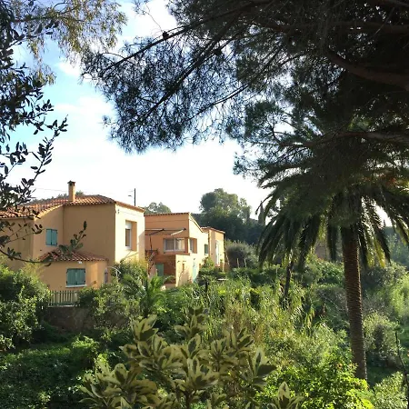 La Terrasse De La Rayol-Canadel-sur-Mer